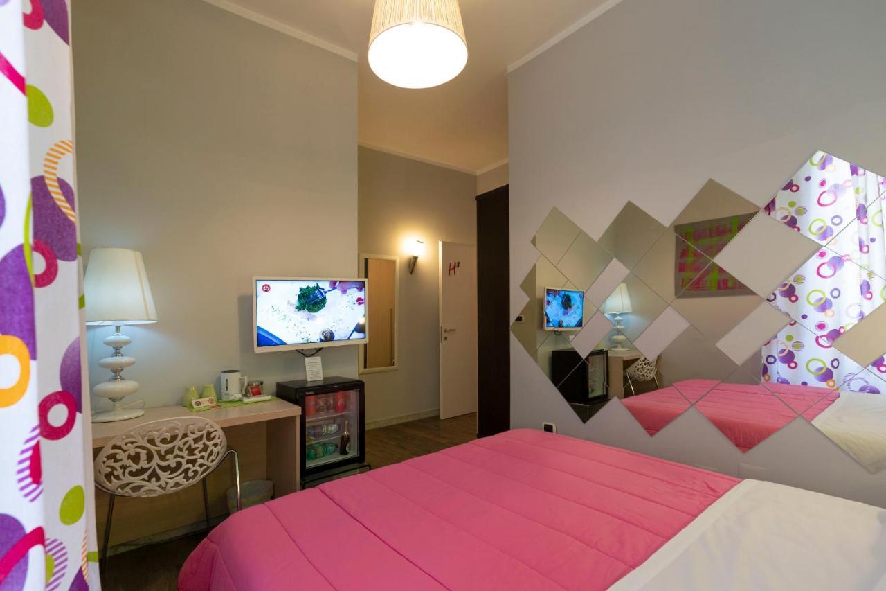 H Rooms Boutique Hotel Naples Exterior photo