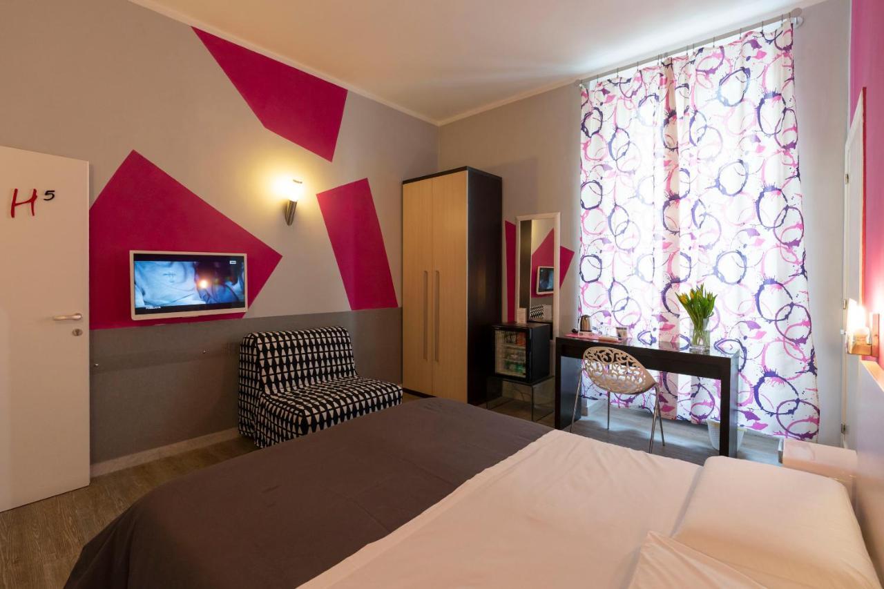 H Rooms Boutique Hotel Naples Exterior photo